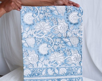 Set katoenen placemats met blokprint – lichtblauwe bloemen, 13 x 18, set van 6 inch