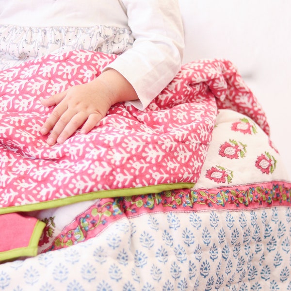 Boho floral blanket - Muslin toddler blanket - Personalized toddler quilt girl- Pink baby girl blanket- Block print quilt - Toddler blanket