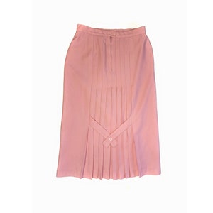 1980s Charade Vintage / Light Pink Skirt / Midi Length / Made in Canada / Pleated Skirt / Womens / Business Casual