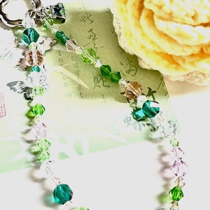 Glass Bead Bag Charm: Handmade Green Purse Accessory with Flower Clip