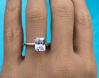Bague de fiançailles simulée en diamant taille radiant, 1,5 carat, 4 griffes, argent sterling