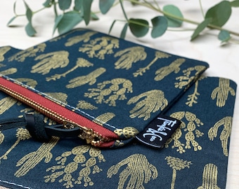 Pacific Zipper Pouch in Midnight Metallic Desert Canvas