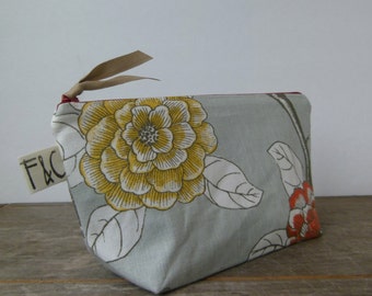 Floral Linen Cosmetic Bag, Bridesmaid Gift, Floral Linen Zipper Pouch, Pencil Case, Linen Toiletry Bag, LinenTravel Bag, Holiday Gift