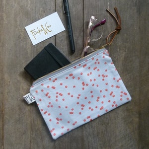Bolsa con cremallera Pacific en lona de lunares caqui