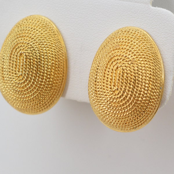 NAPIER Signed Domed Earrings in Gold Tones with Coiled Rope Design, Modernist Look, Unique Clip on Backs, Great All Around Look, Vtg 80's