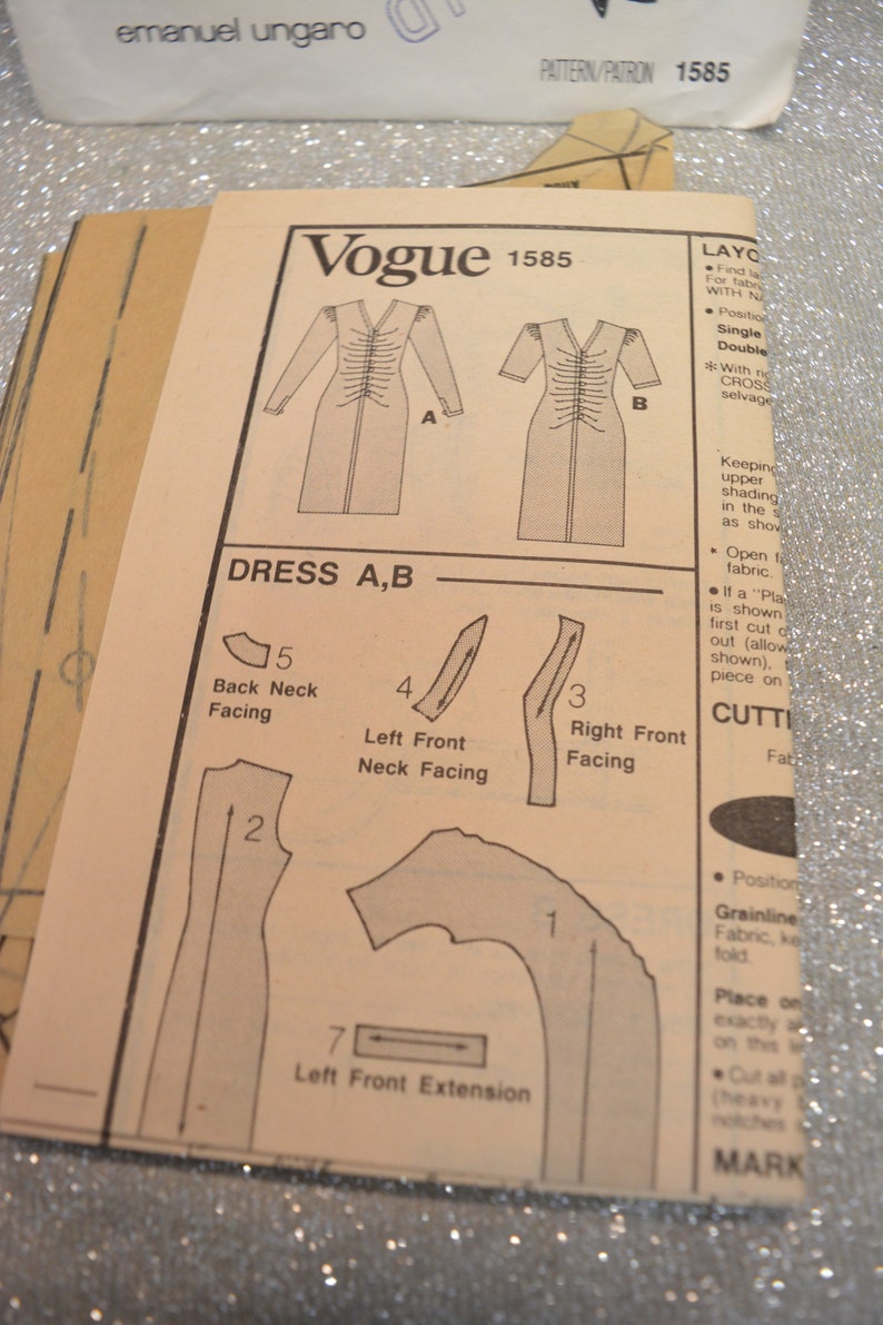 VOGUE 1585 Patrón, Paris Original EMANUEL UNGARO, Vestido, Semi-ajustado, Frente Ruched, Busto 32.5", Vtg 80s Tamaño 10, Corte / Completo imagen 4