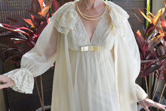 Shadowline gown and robe sets Clearance