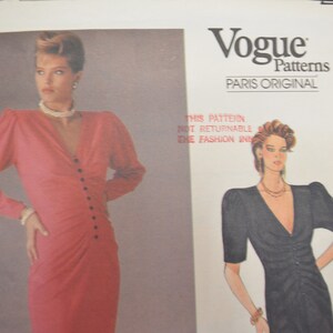 VOGUE 1585 Patrón, Paris Original EMANUEL UNGARO, Vestido, Semi-ajustado, Frente Ruched, Busto 32.5", Vtg 80s Tamaño 10, Corte / Completo imagen 9