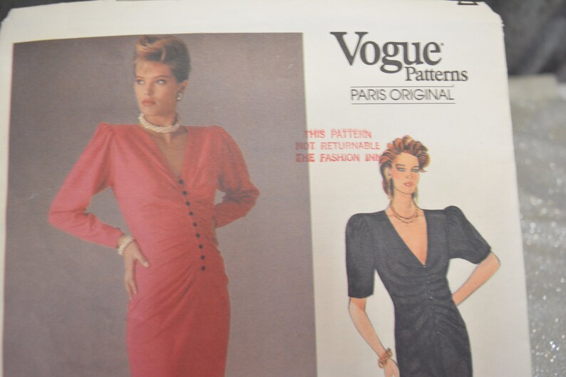 VOGUE 1585 Patrón, Paris Original EMANUEL UNGARO, Vestido, Semi-ajustado, Frente Ruched, Busto 32.5", Vtg 80s Tamaño 10, Corte / Completo imagen 9