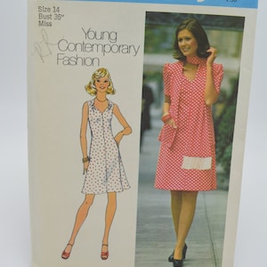 UNCUT Simplicity 6842 Pattern, Misses Unlined Cardigan, Short Dress & Scarf, Darted Dress, V Neck, Pocket Option,Bust 36&quot;, Sz 14 Vtg 70&#39;s
