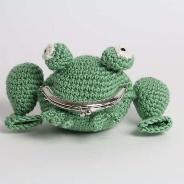 Frog crochet purse in super soft cotton yarn. Huge wide mouth ready for filling with pennies....