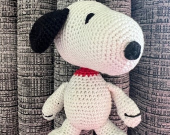 Snoopy hand crochet in smooth cotton yarn