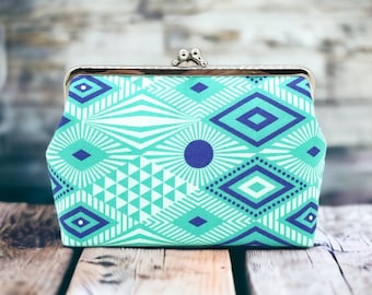 Clip purse, iron-on bag with graphic pattern