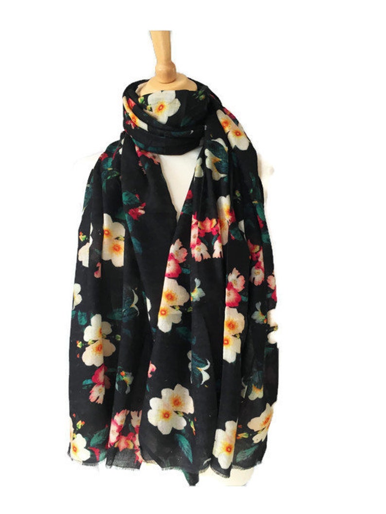 Vintage Women/'s Warm Winter Gray Floral Pashmina//Cashmere Tassel Long Scarf