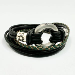 Pulseira de cremação masculina em couro trançado com 4 cordões e dupla volta, com inserção de couro trançado, pulseira para urna, urna moderna para animais de estimação.