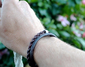 Custom Engraved Leather Bracelet With Silver Bead, Custom Leather Bracelet Men, Leather Wrap Around Bracelet, Beaded Wrap Bracelet