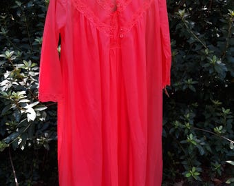 New With Tag Vintage Texsheen Red Gown and Robe Size Small