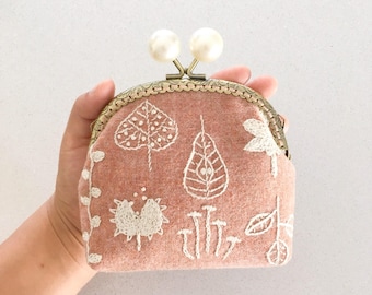 Beautiful hand stitched/ embroidered coin purse/purse/pouch kiss lock/clasp/pink/leaves/autumn/gift for her
