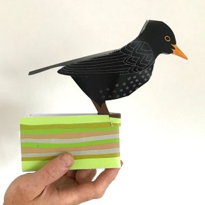 Carte de voeux merle, carte pop up oiseau en papier, décoration merle, cadeau merle