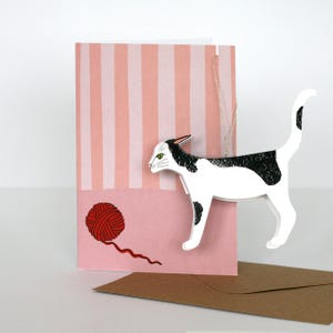 Carte 3D chat blanc et noir, carte chat pop-up, cadeau chat en papier noir et blanc.