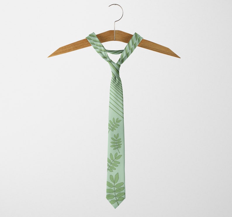 Green Silk Tie, men's necktie, green leaf tie, tie for special occasion image 2