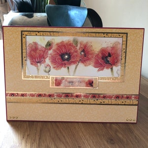 Mohnkopfthema Jede Okkuten-Greetings Card mit Gold-Foiling