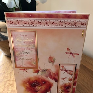 Ladies oder Girls Poppy und Drachenfliege Friend Geburtstagskarte mit Gold Foiling
