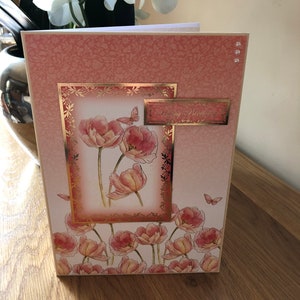 Ladies oder Girls Pink Poppy Themant Geburtstagskarte mit Gold-Foiling