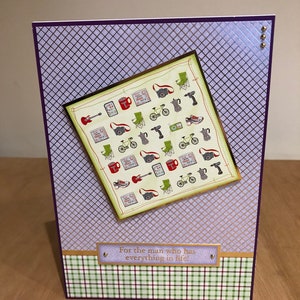 Gadget / Hobby à la main sur le sujet fait n’importe quelle carte de vœux Occassion