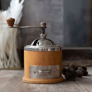 Vintage Mechanical Coffee Grinder – Rustic Wooden Hand Crank Mill – Metal Top Coffee Maker – Working Manual Grinder – Kitchen Decor