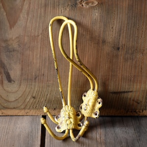 Antique Old Man Hook – Triple Arm Metal Wall Hook with Lion Head – Rustic Character Hook – Paintable Coat Hook for Entryway or Bathroom