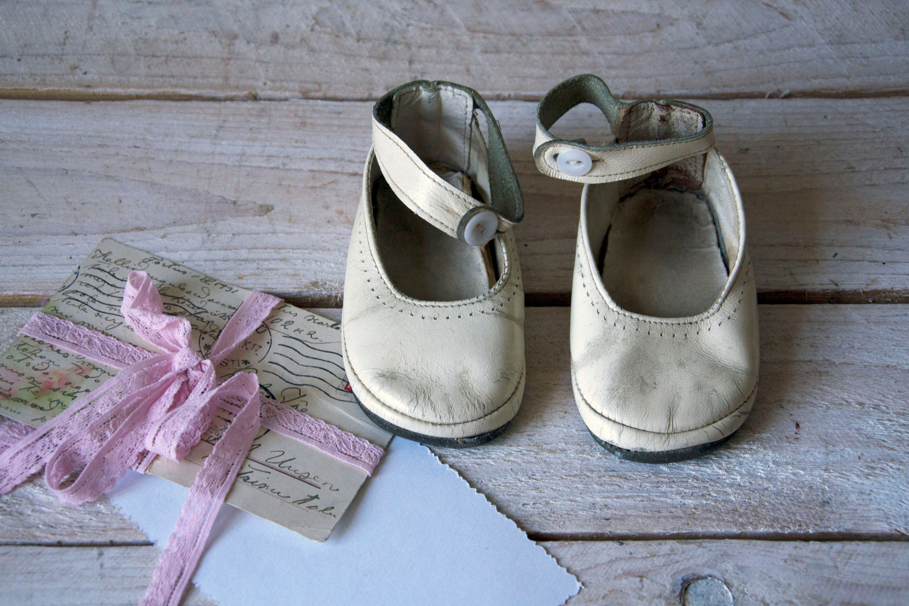 Vintage baby shoes White leather baby shoes Baby shower | Etsy