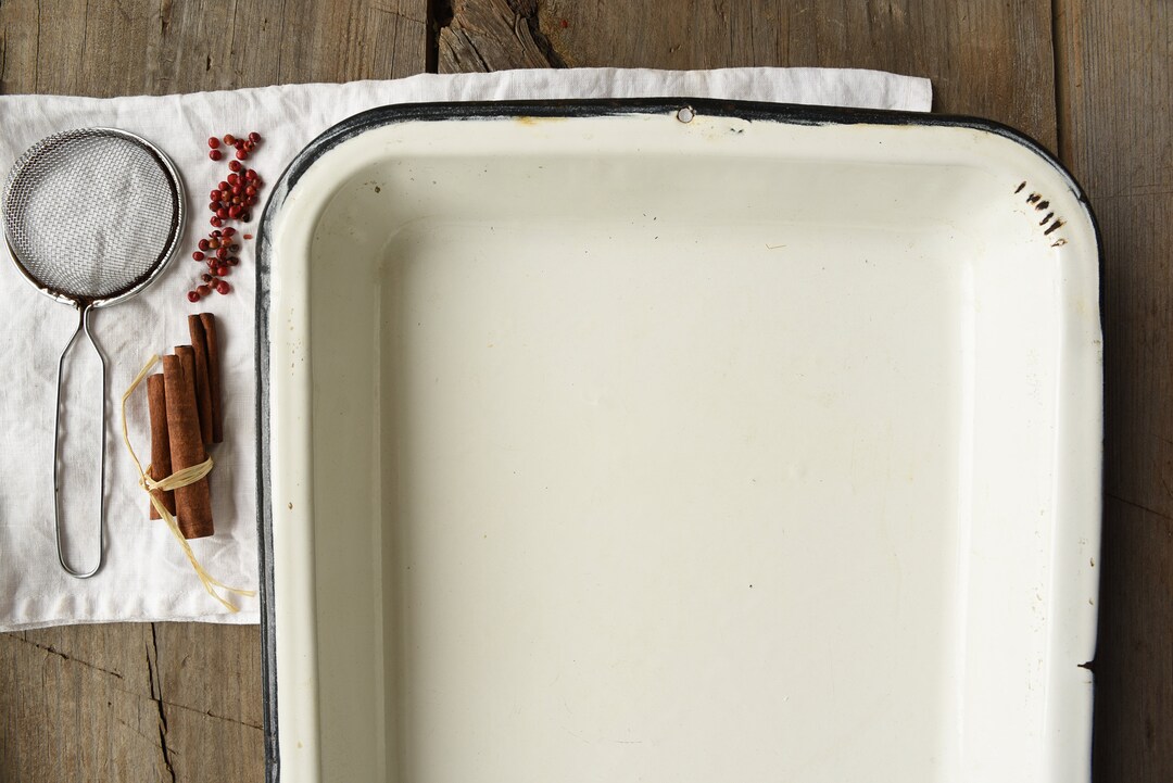 Vintage White Enamel Dish, Enamel Tray, Sterilizing Tray, Pharmacy