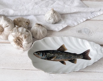 Vintage Fish Plate – Coastal Serving Dish – Fish Illustration Platter – Seafood Plate – Farmhouse Kitchen Decor