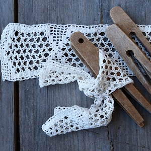 Vintage Wooden Pins – Rustic Primitive Tools for Yarn or Netting – Antique Wood Pegs – Farmhouse Wall Decor – Natural Wood Collectibles
