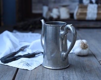 Vintage Metal Kettle – Rustic Coffee Pot – Farmhouse Metal Pitcher – Antique Kitchenware Decor