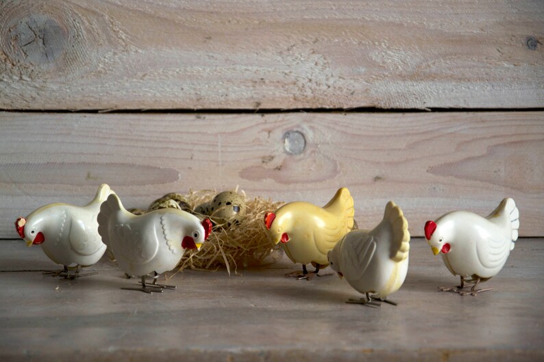 Pecking hen Wind up toy chicken Plastic toy Wind up Etsy