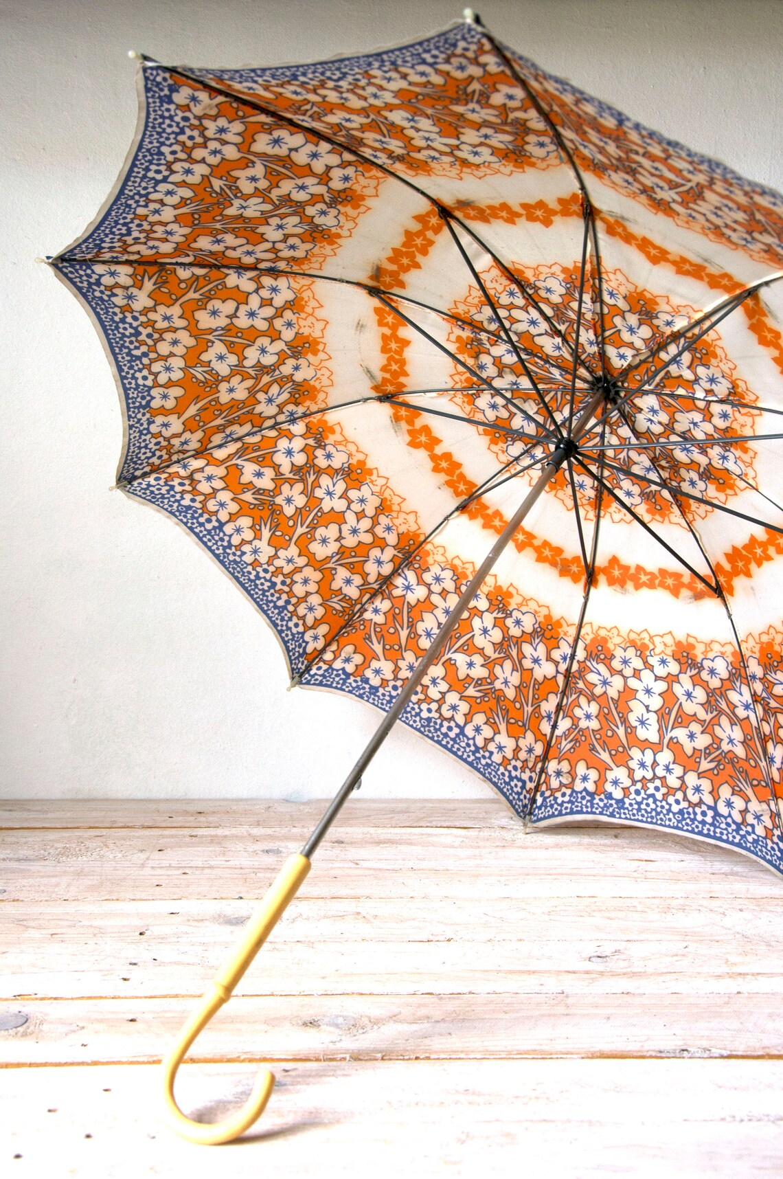 Vintage umbrella Working vintage umbrella Rain umbrella Etsy