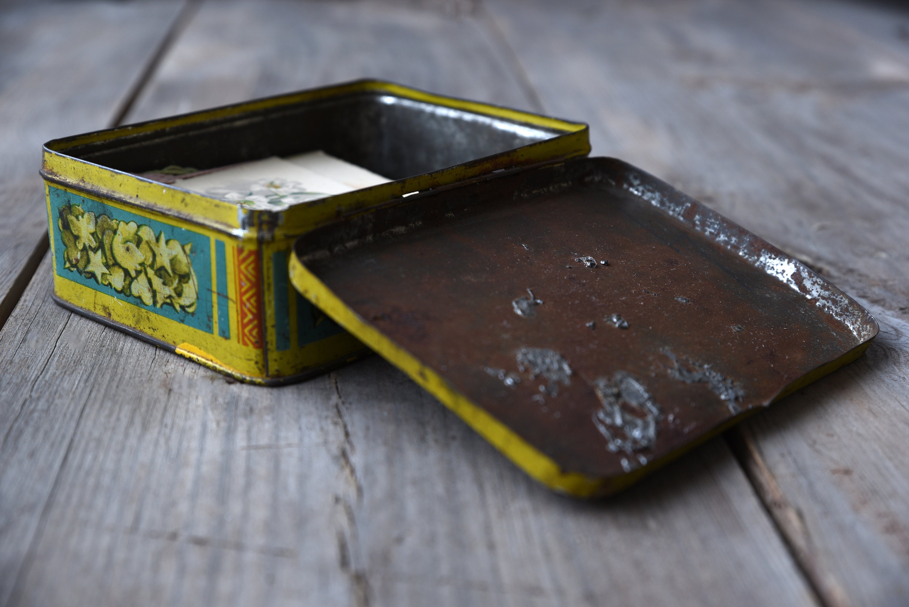 Vintage tin box Box with hinged lid Tin container with Etsy