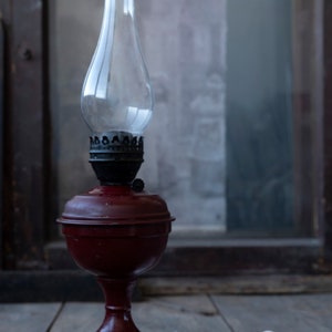 Antique Petrol Oil Lamp – Burgundy or Green Kerosene Lamp with Glass Chimney, Restored Wick, Rustic Farmhouse Decor, Collector’s Piece