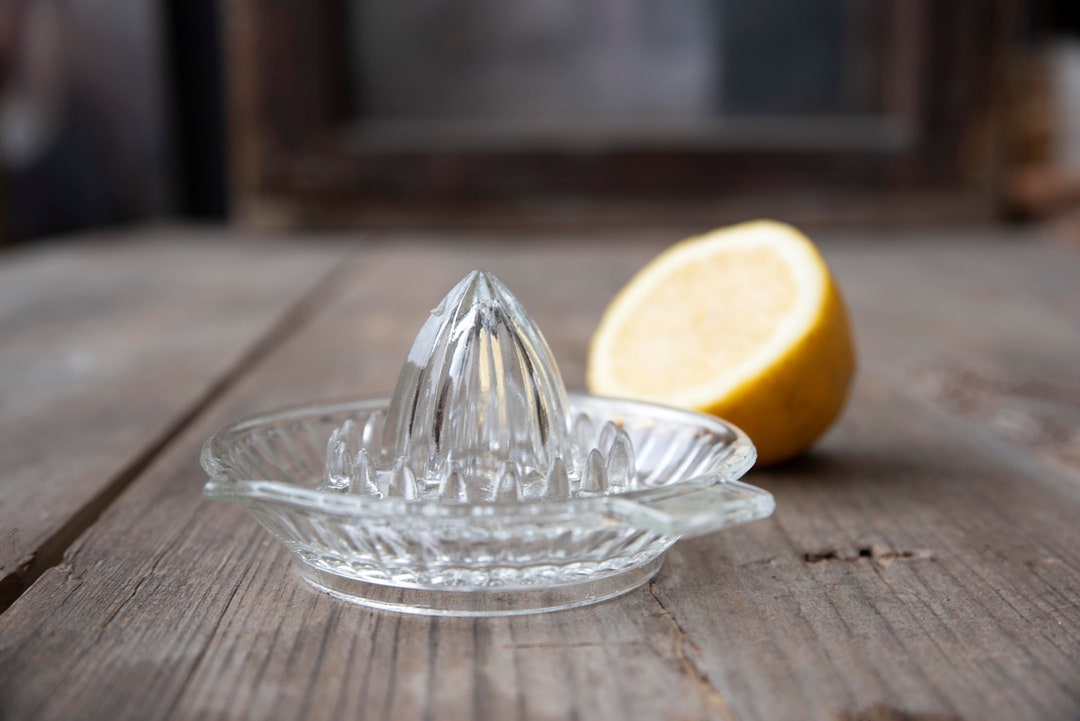 Vintage Lemon Press, Lemon Hand Press, Lemon Squeezer, Citrus Squeezer, Citrus Juicer, Kitchen