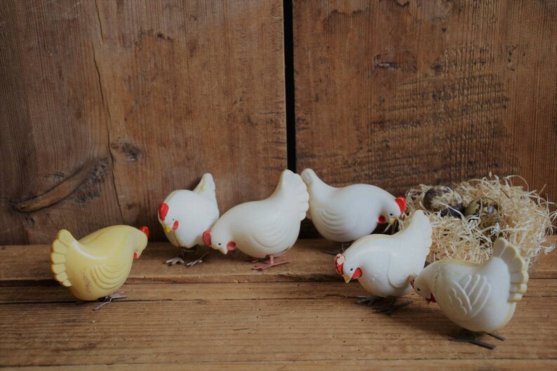 Pecking hen Wind up toy chicken Plastic toy Wind up Etsy