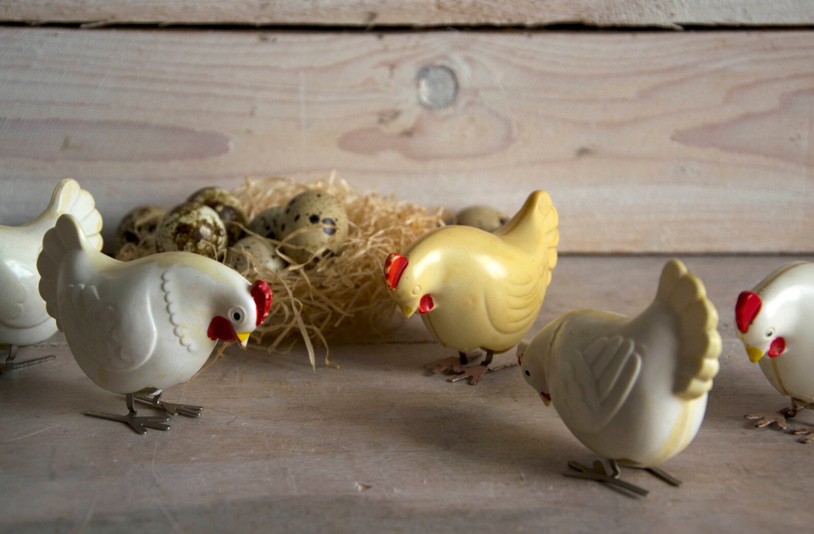 Pecking hen Wind up toy chicken Plastic toy Wind up Etsy