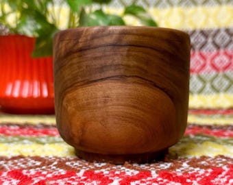 Ciotola di legno tornita al tornio, contenitore decorativo, ricordo, decorazione per la casa