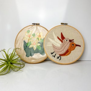 Vintage PAIR Floral & Birds Crewel Embroidery Retro Appliqué Yarn Crewel