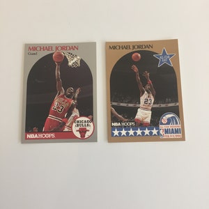 Vintage Pair Michael Jordan 1990  NBA Hoops Basketball  Trading Cards/ The Last Dance