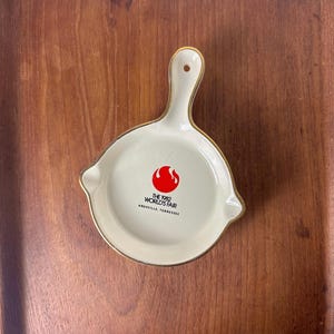 Vintage 1982 World’s Fair Knoxville Tennessee TN Porcelain Mini Skillet Souvenir Ashtray