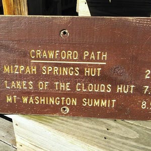 Señal de sendero Crawford Path: Bosque nacional White Mountain, NH