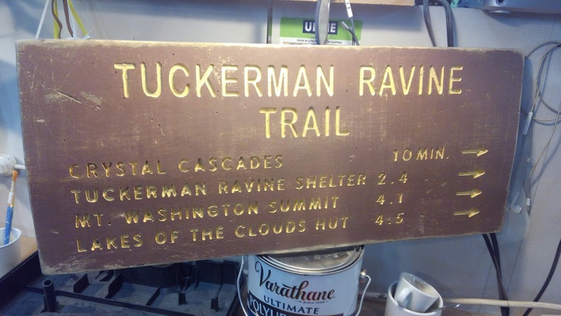 Tuckerman Ravine Trail sign replica image 3