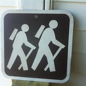 Hiking Pictogram Sign [aluminum]